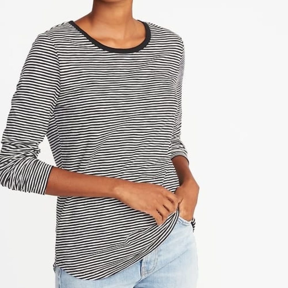 Old Navy Black and White Striped Long Sleeve Tee